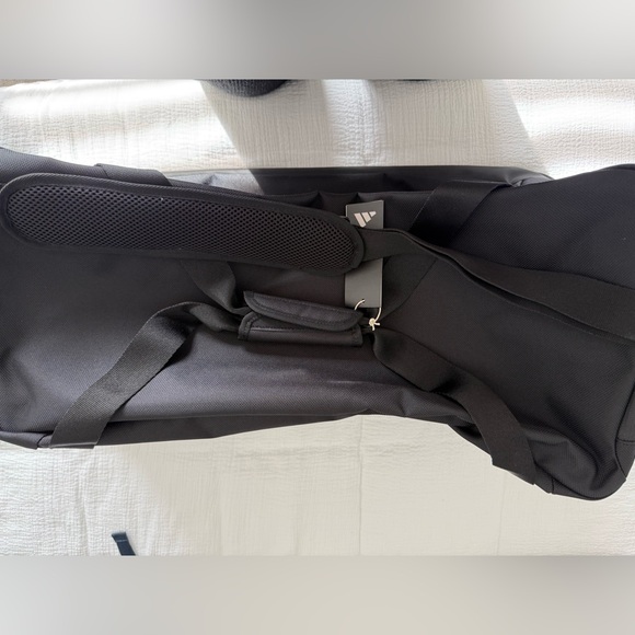 Adidas Large Black Duffel Bag - Picture 4 of 7